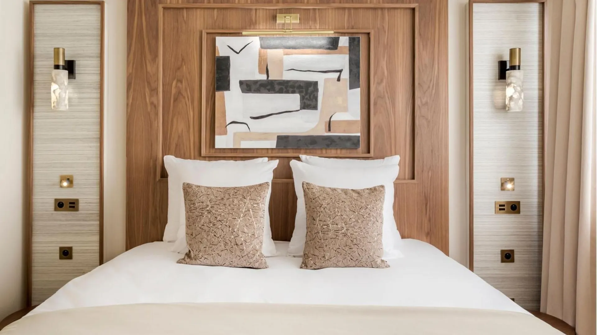 Merveil - Signature Suite - Opera - Bateliere Paris Apartment